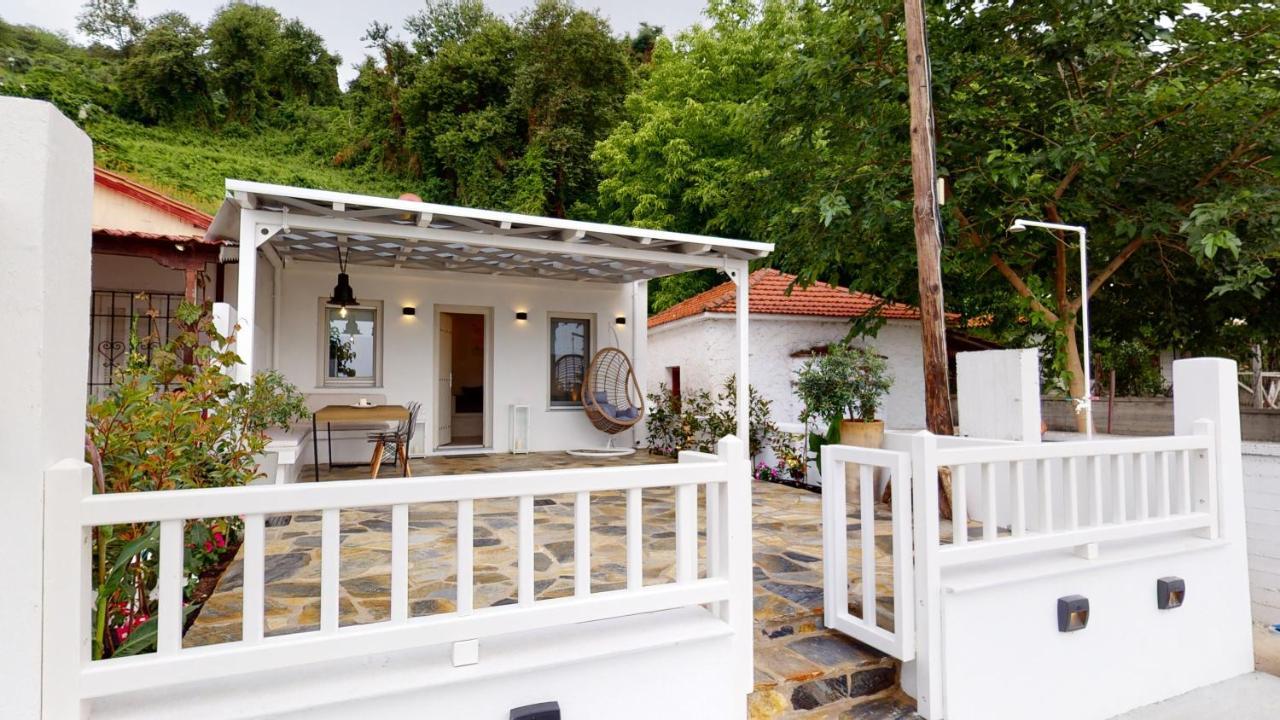 Yalos Luxury Home Agioi Saranta Exterior photo